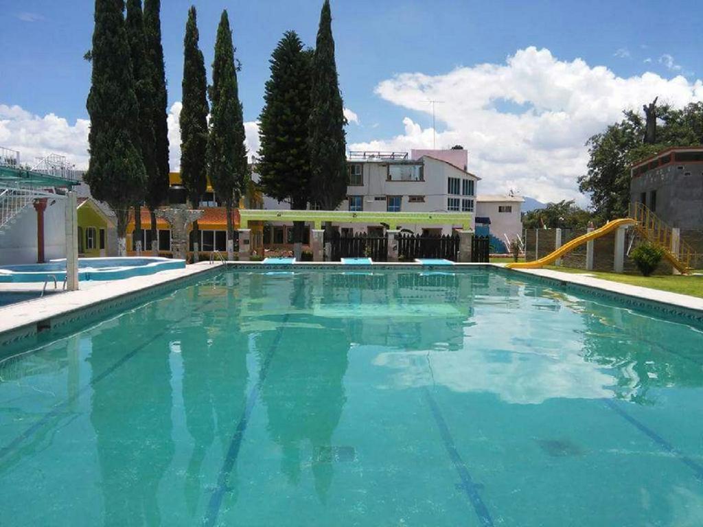 איסמיקילפאן Hotel Cipreses מראה חיצוני תמונה